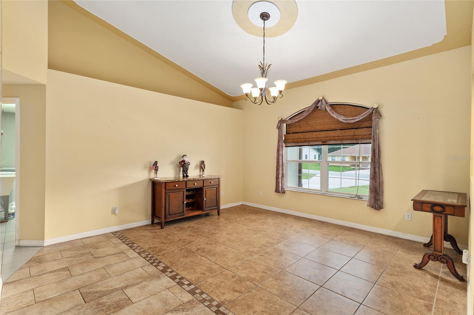 KINGSLAND COUNTRY ESTATE - Residential