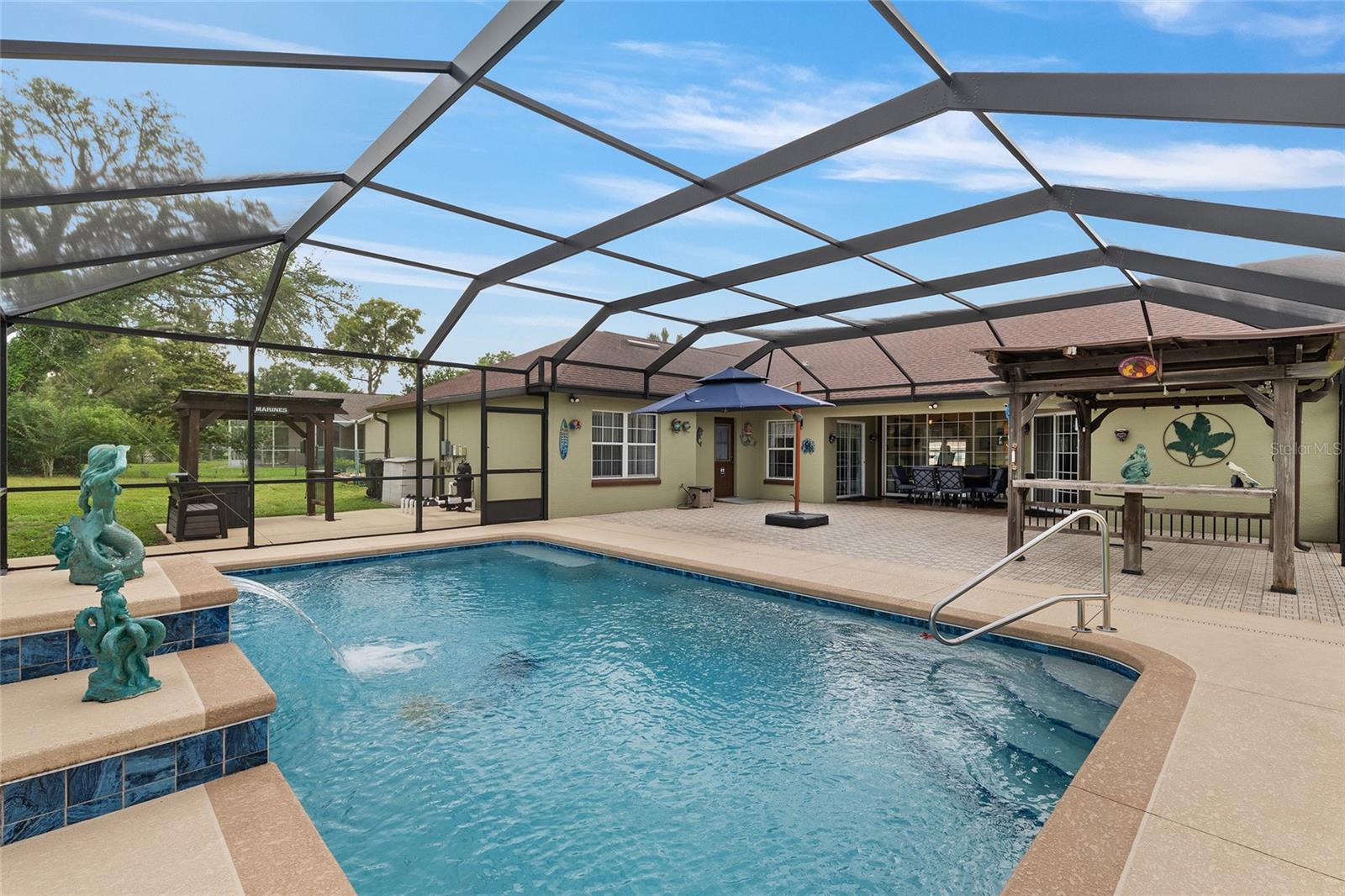 KINGSLAND COUNTRY ESTATE - Residential
