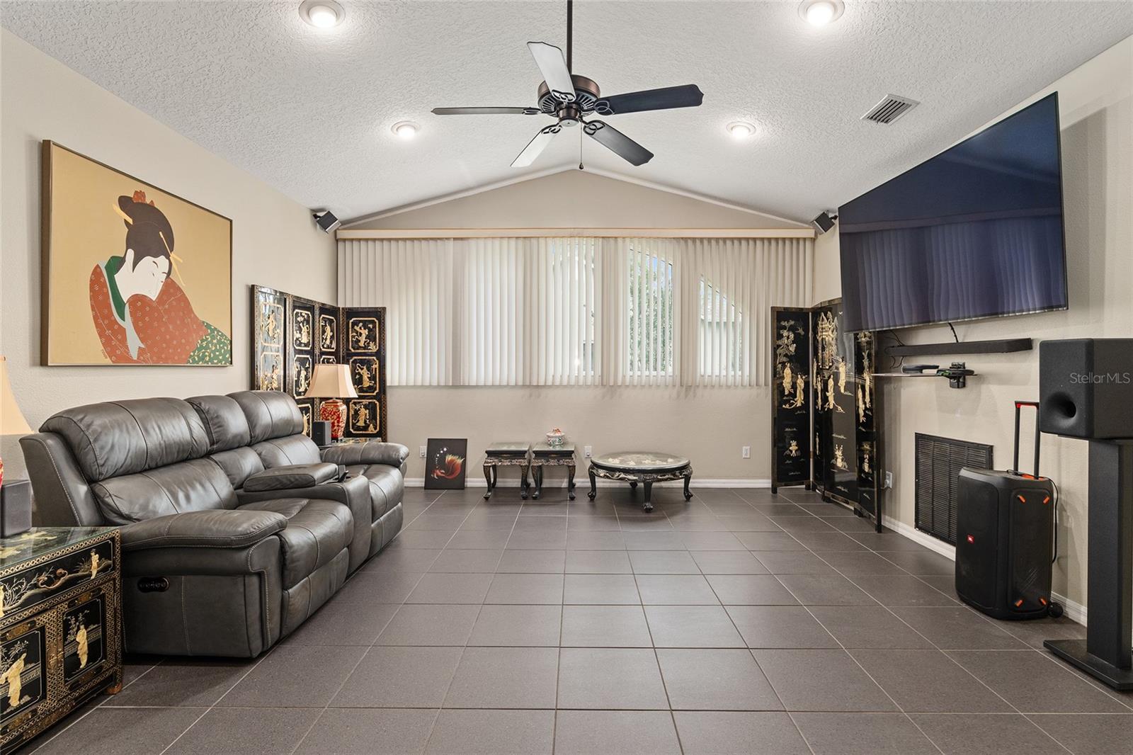 KINGSLAND COUNTRY ESTATE - Residential