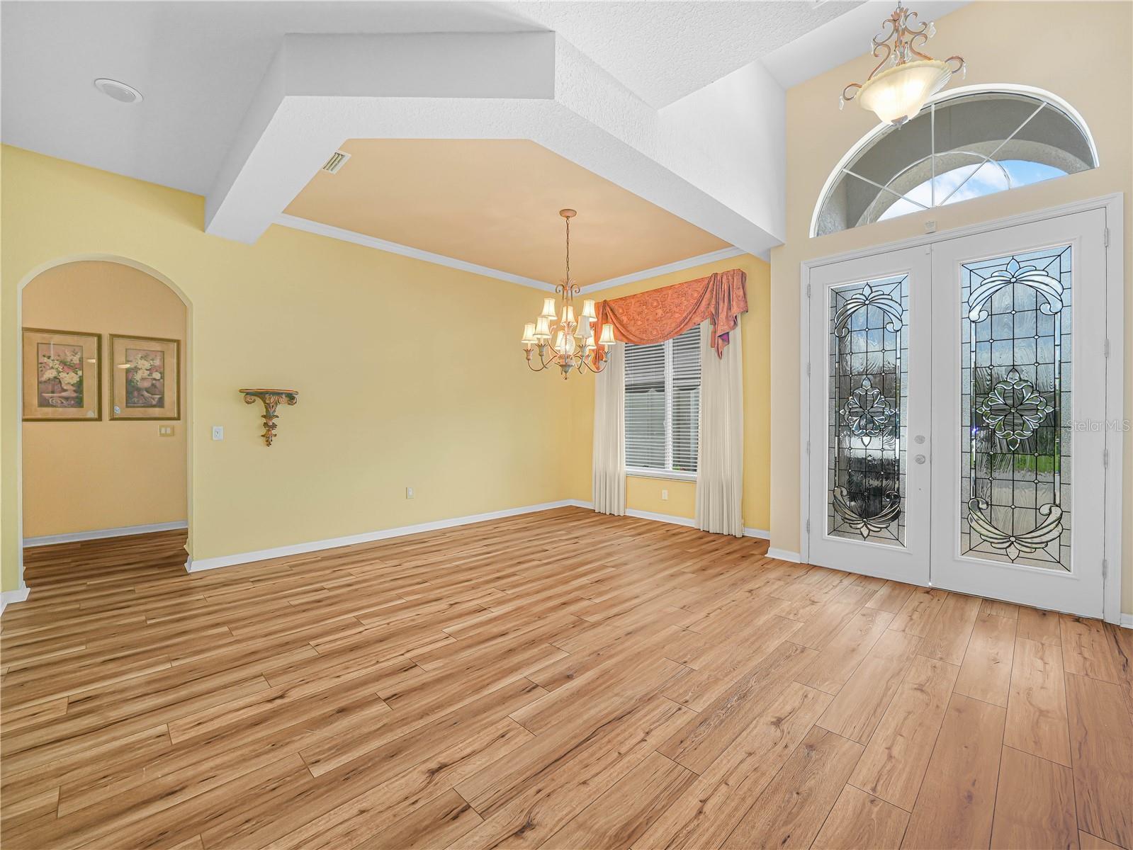 4004 SABLE LOOP DRIVE