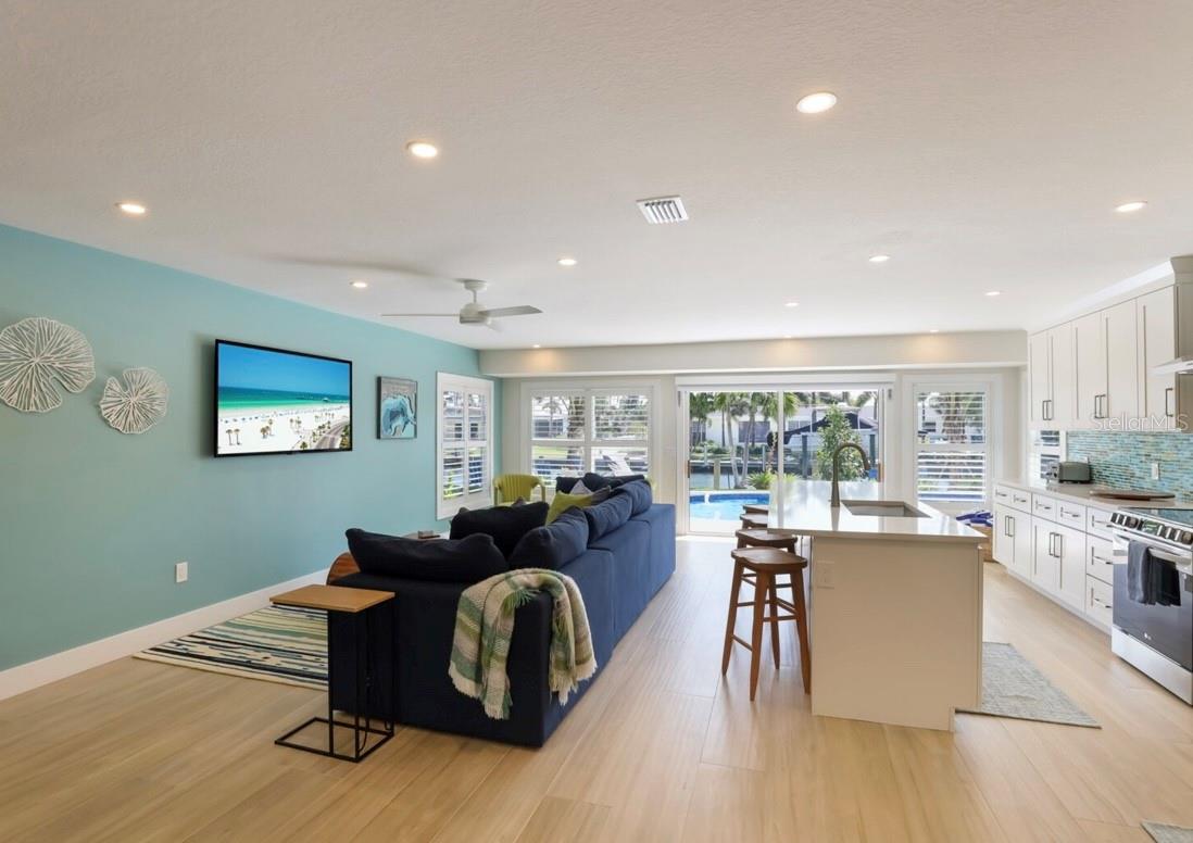 BAY PALMS ADD - Residential