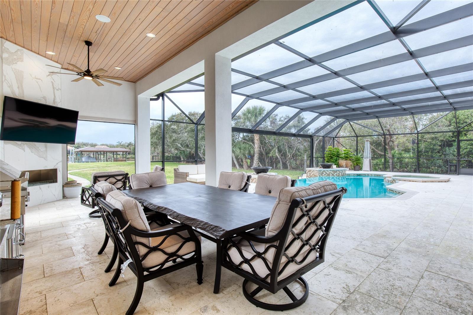 ISLAND ESTATES SUB - Residential