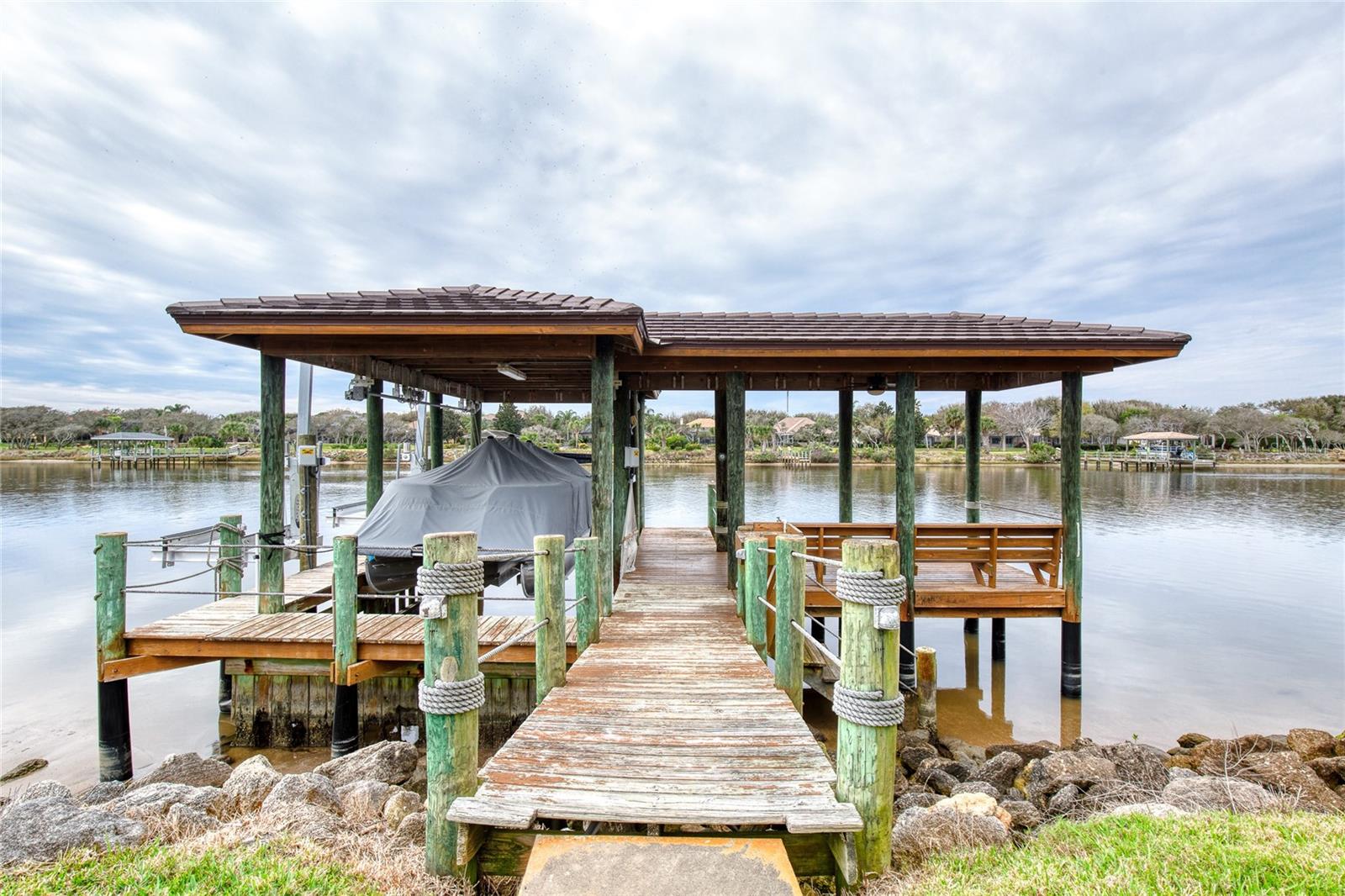 ISLAND ESTATES SUB - Residential