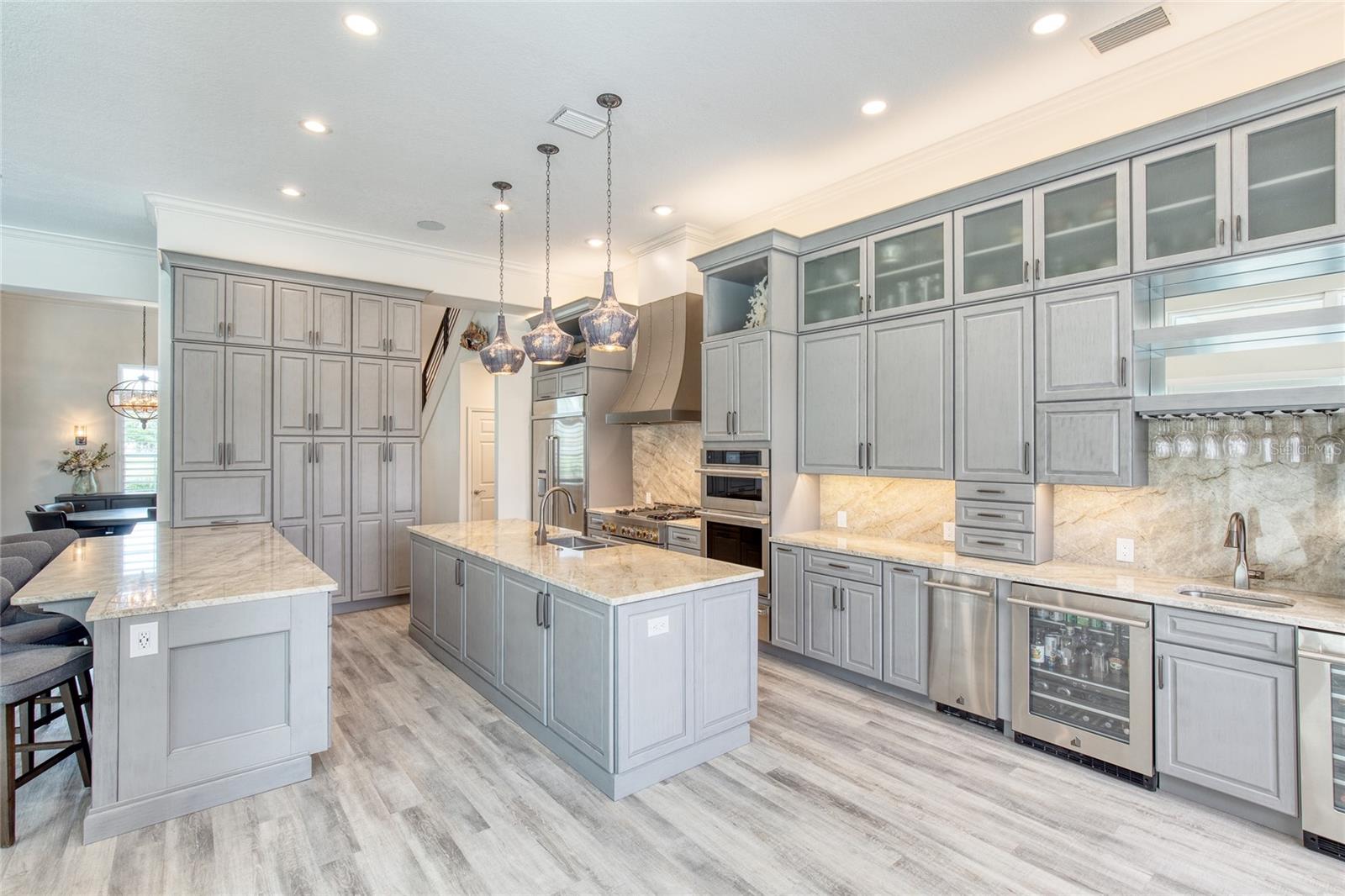 ISLAND ESTATES SUB - Residential