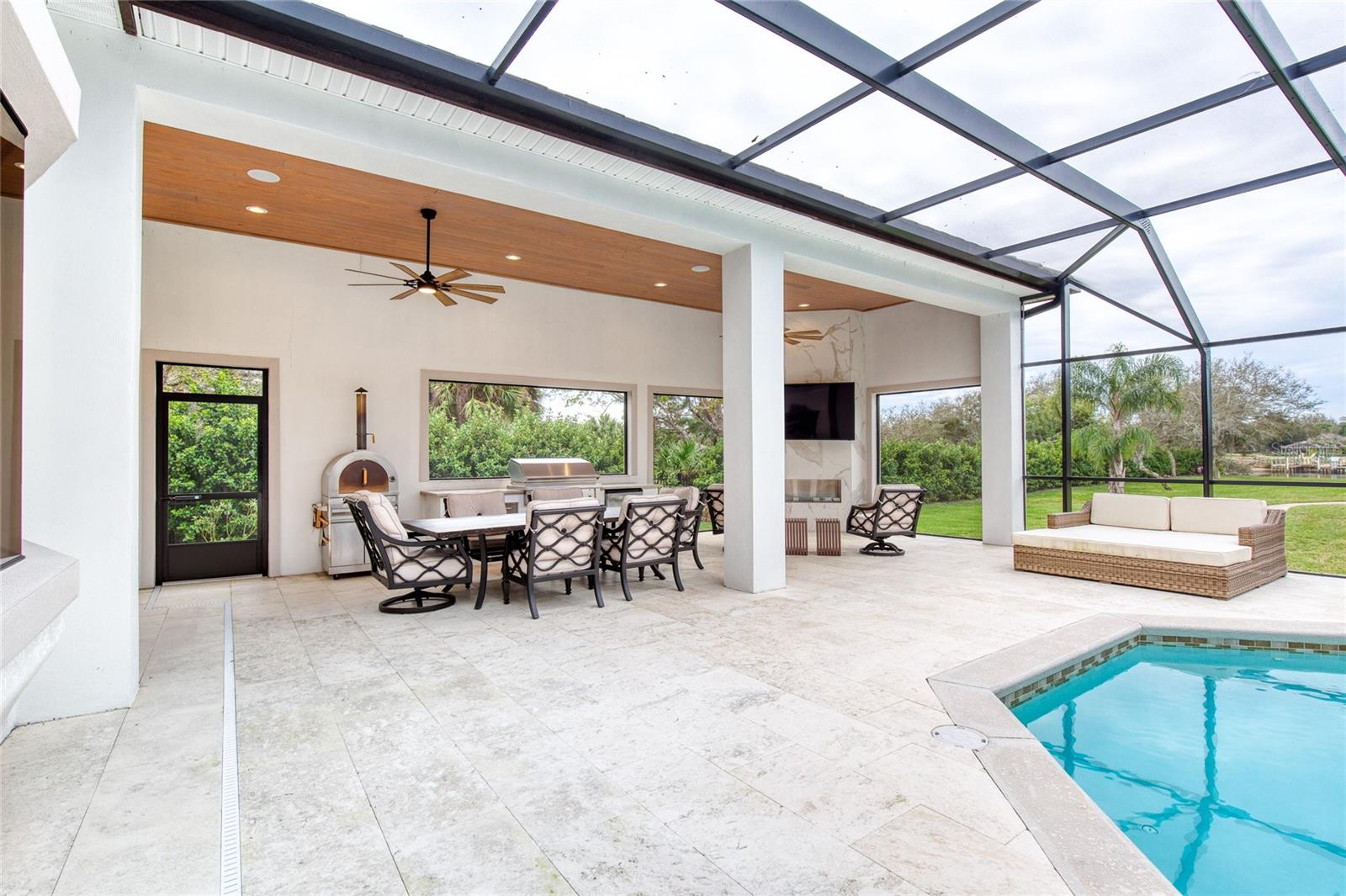 ISLAND ESTATES SUB - Residential