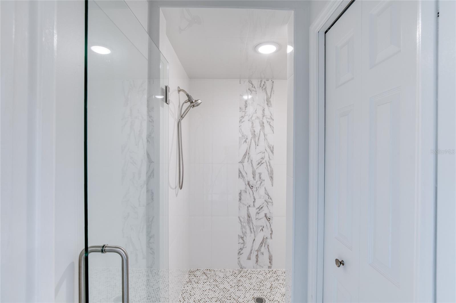 ISLAND ESTATES SUB - Residential