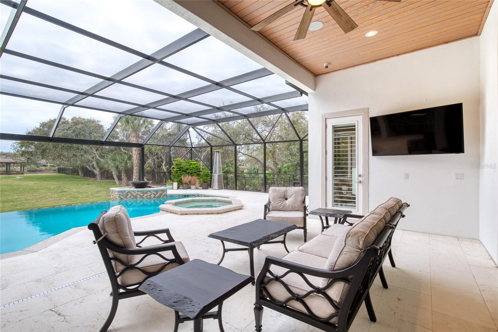 ISLAND ESTATES SUB - Residential