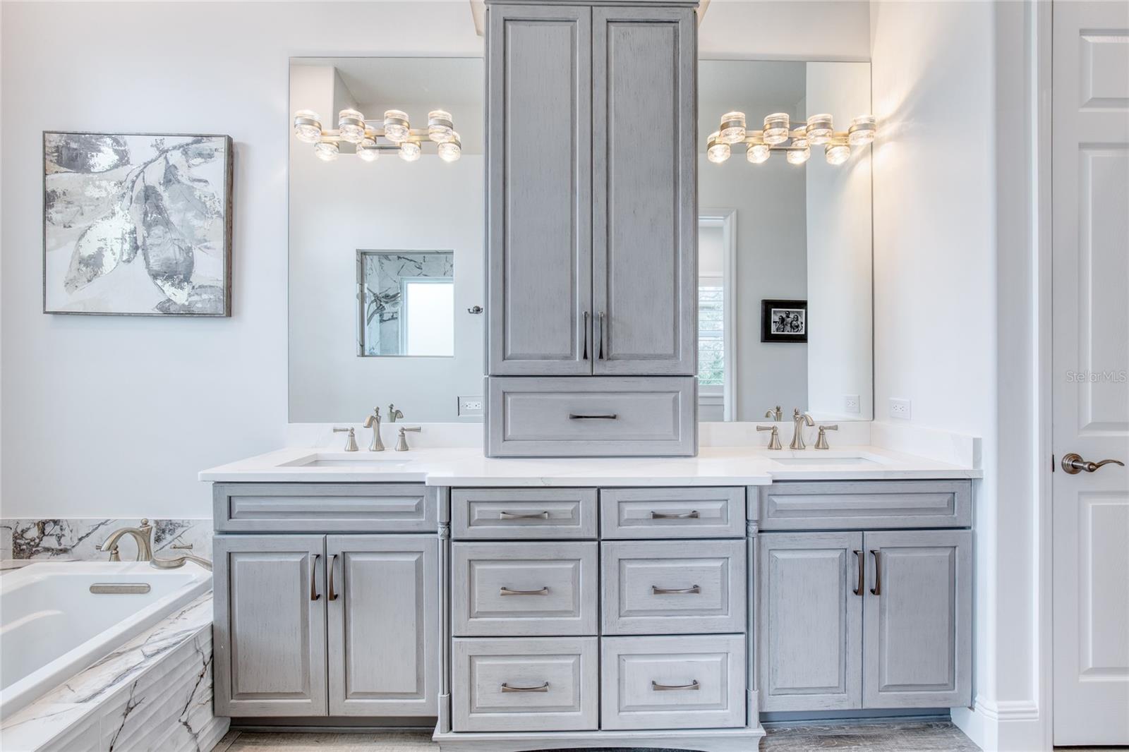 ISLAND ESTATES SUB - Residential