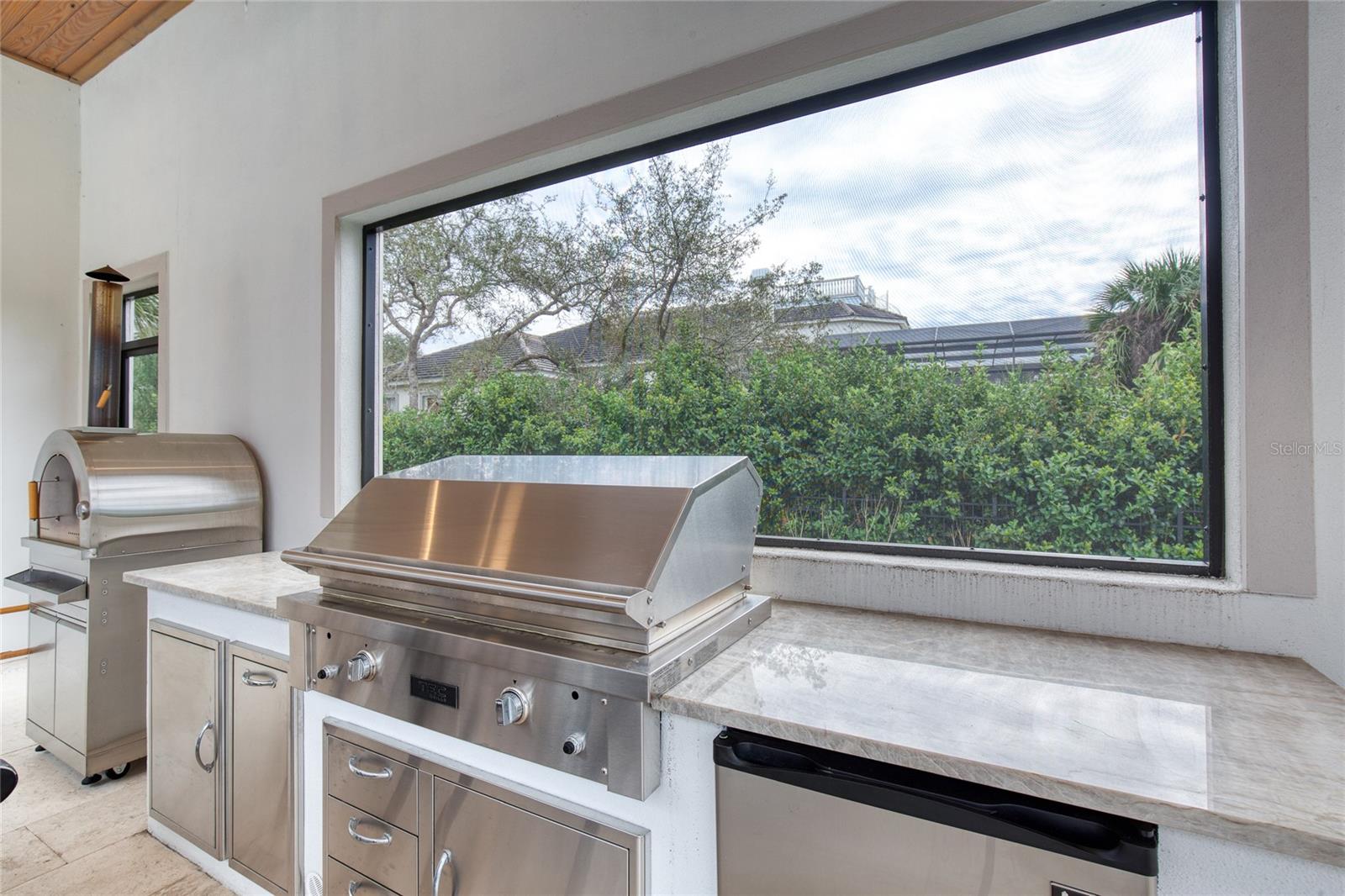 ISLAND ESTATES SUB - Residential