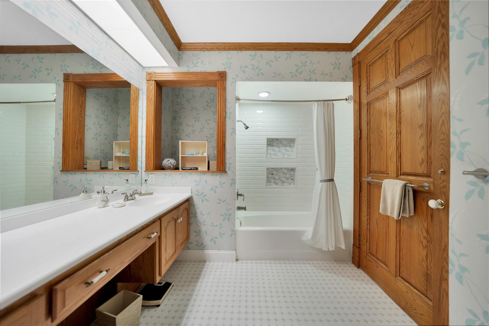 PUNTA GORDA ISLES SEC 12 - Residential