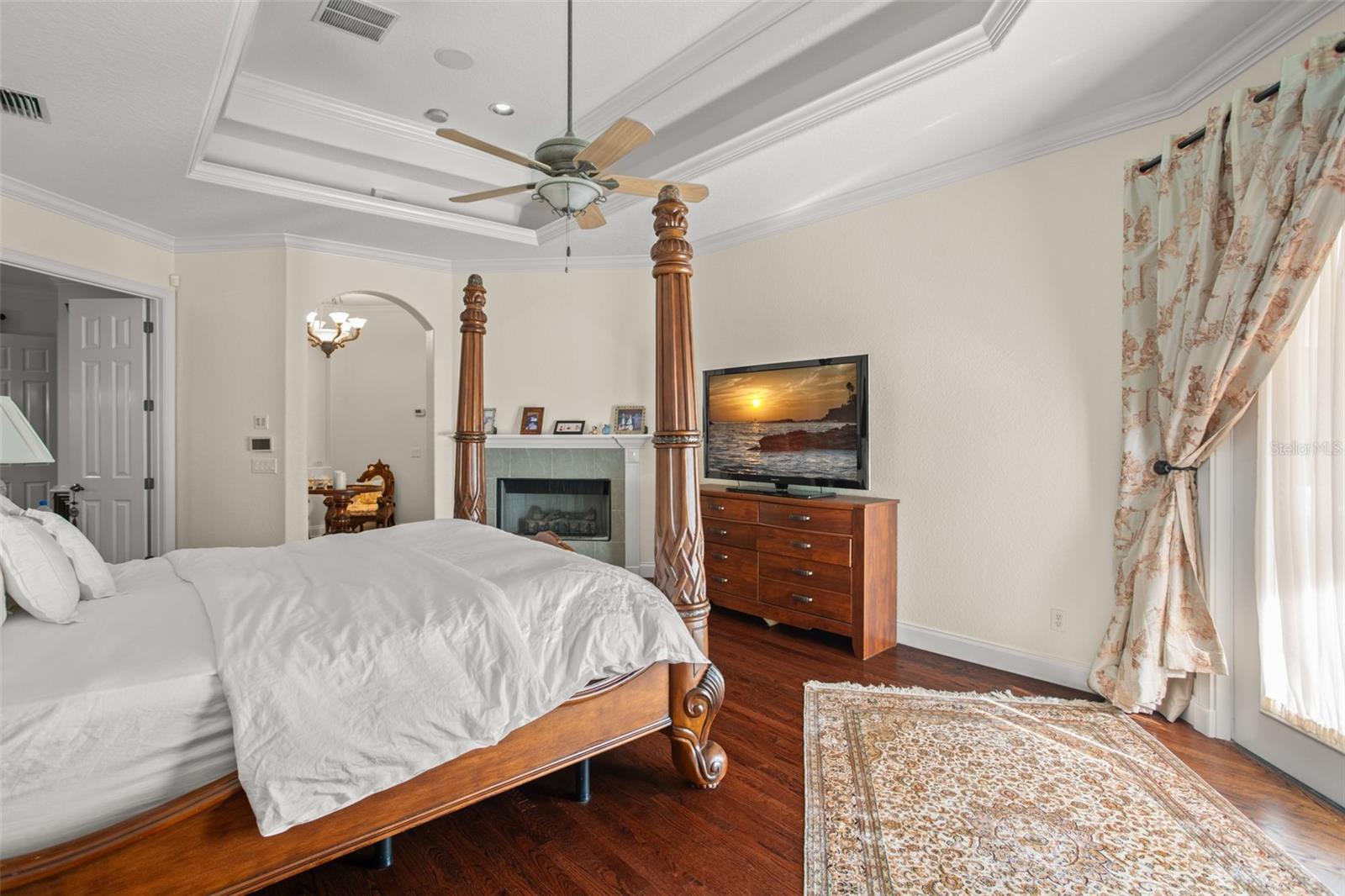 LAKE DOWN CREST - Residential