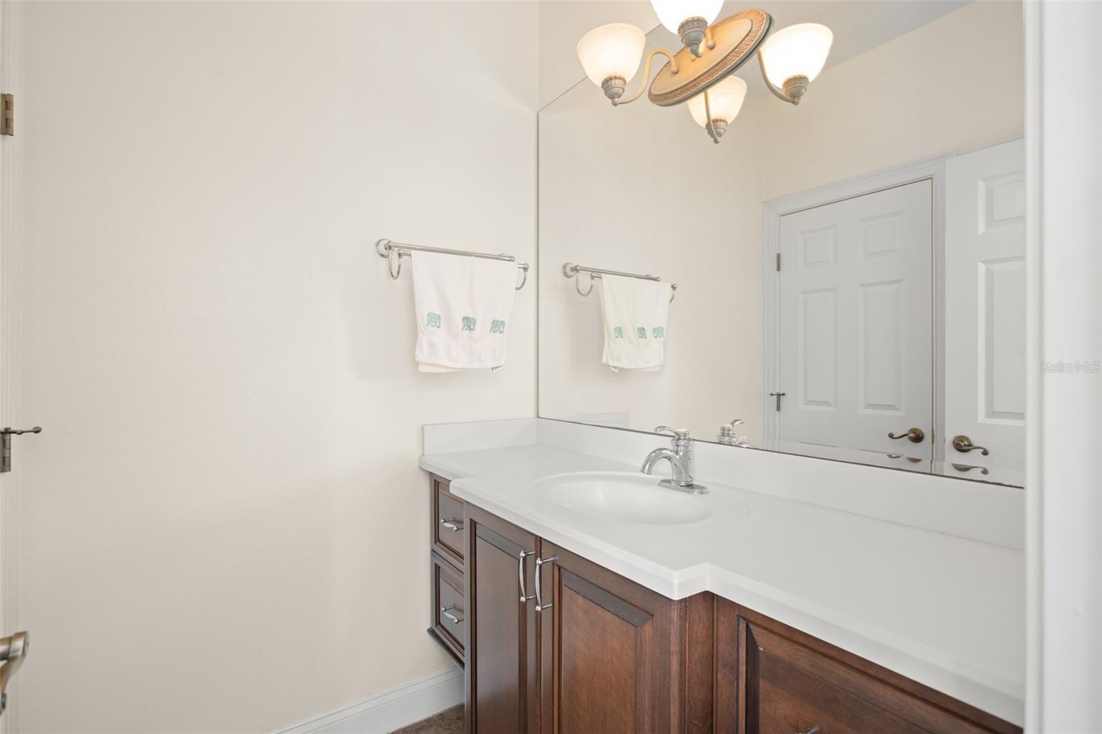 LAKE DOWN CREST - Residential