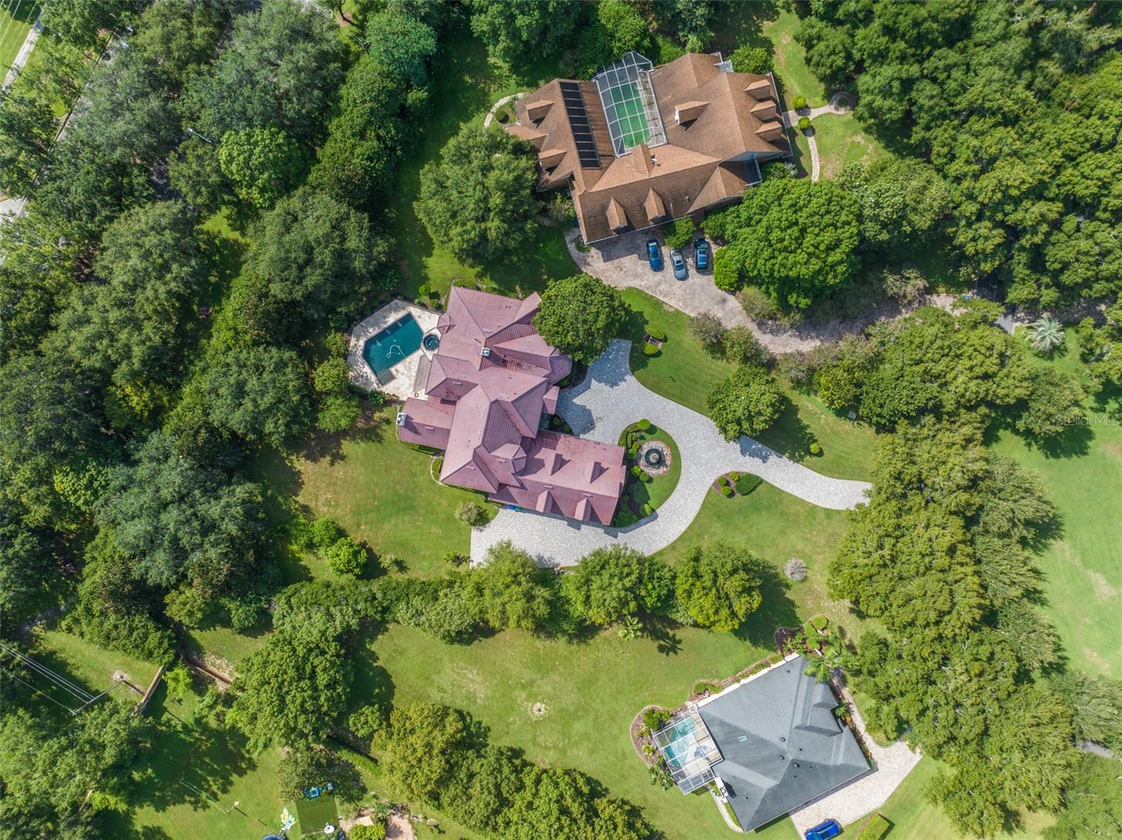 LAKE DOWN CREST - Residential