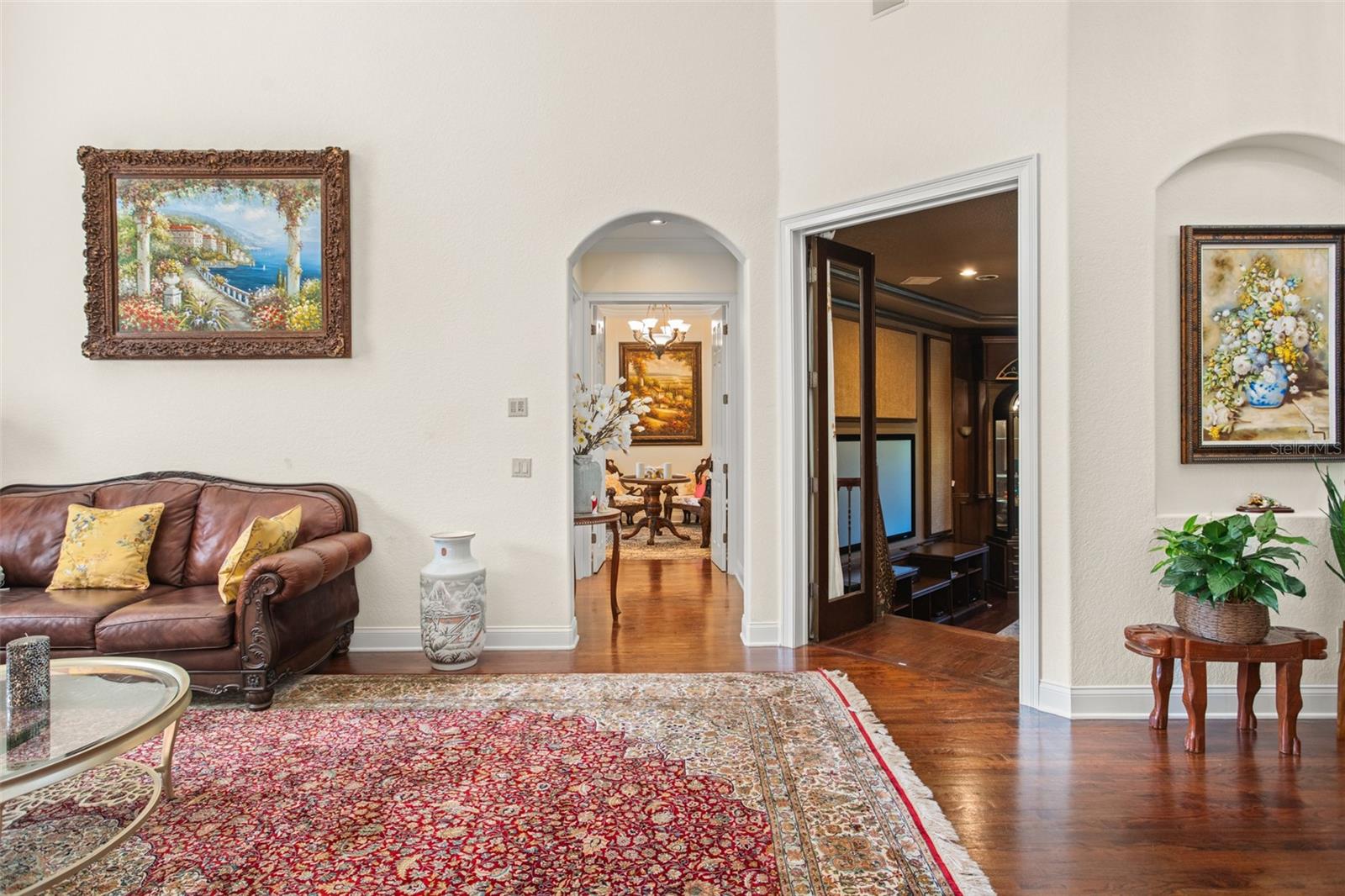 LAKE DOWN CREST - Residential