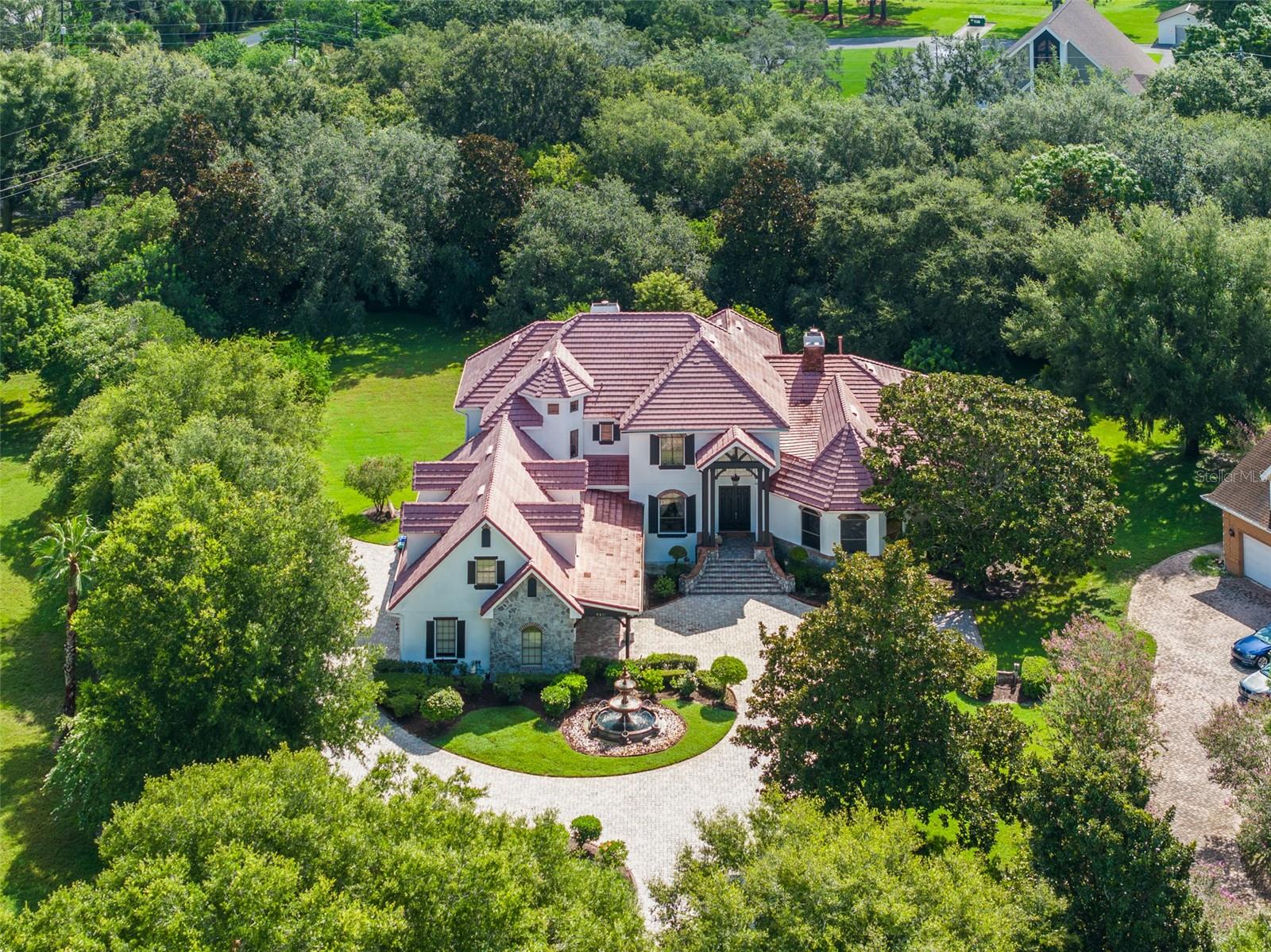 LAKE DOWN CREST - Residential