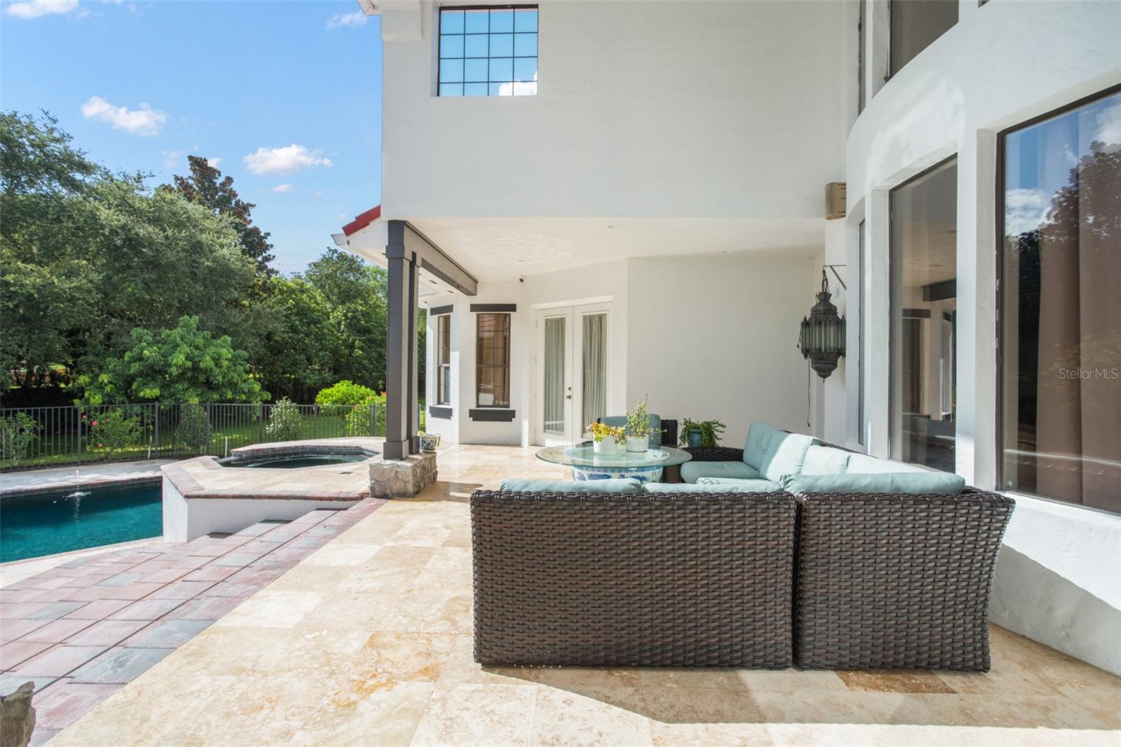 LAKE DOWN CREST - Residential