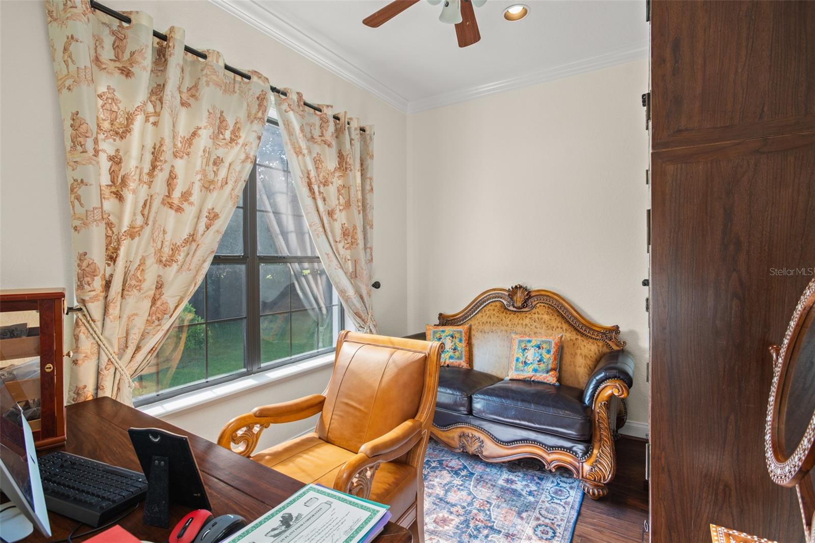 LAKE DOWN CREST - Residential