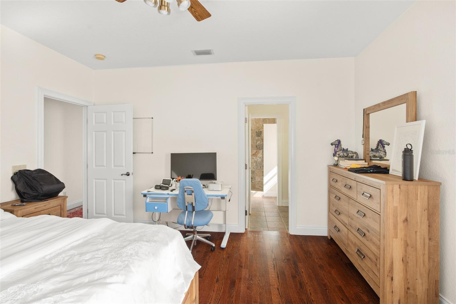 LAKE DOWN CREST - Residential