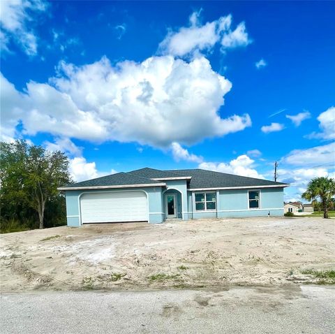 A home in PORT CHARLOTTE