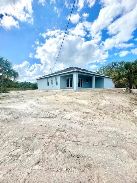 A home in PORT CHARLOTTE