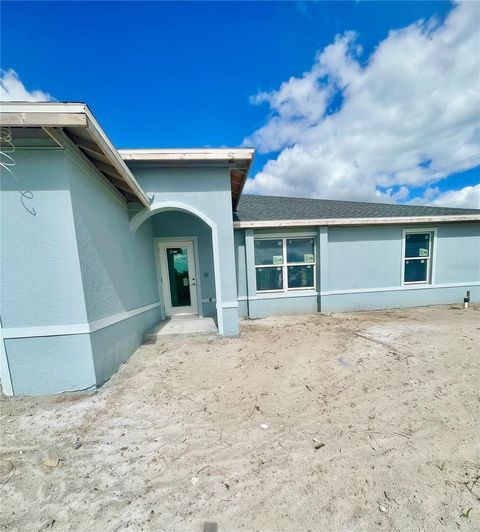 A home in PORT CHARLOTTE