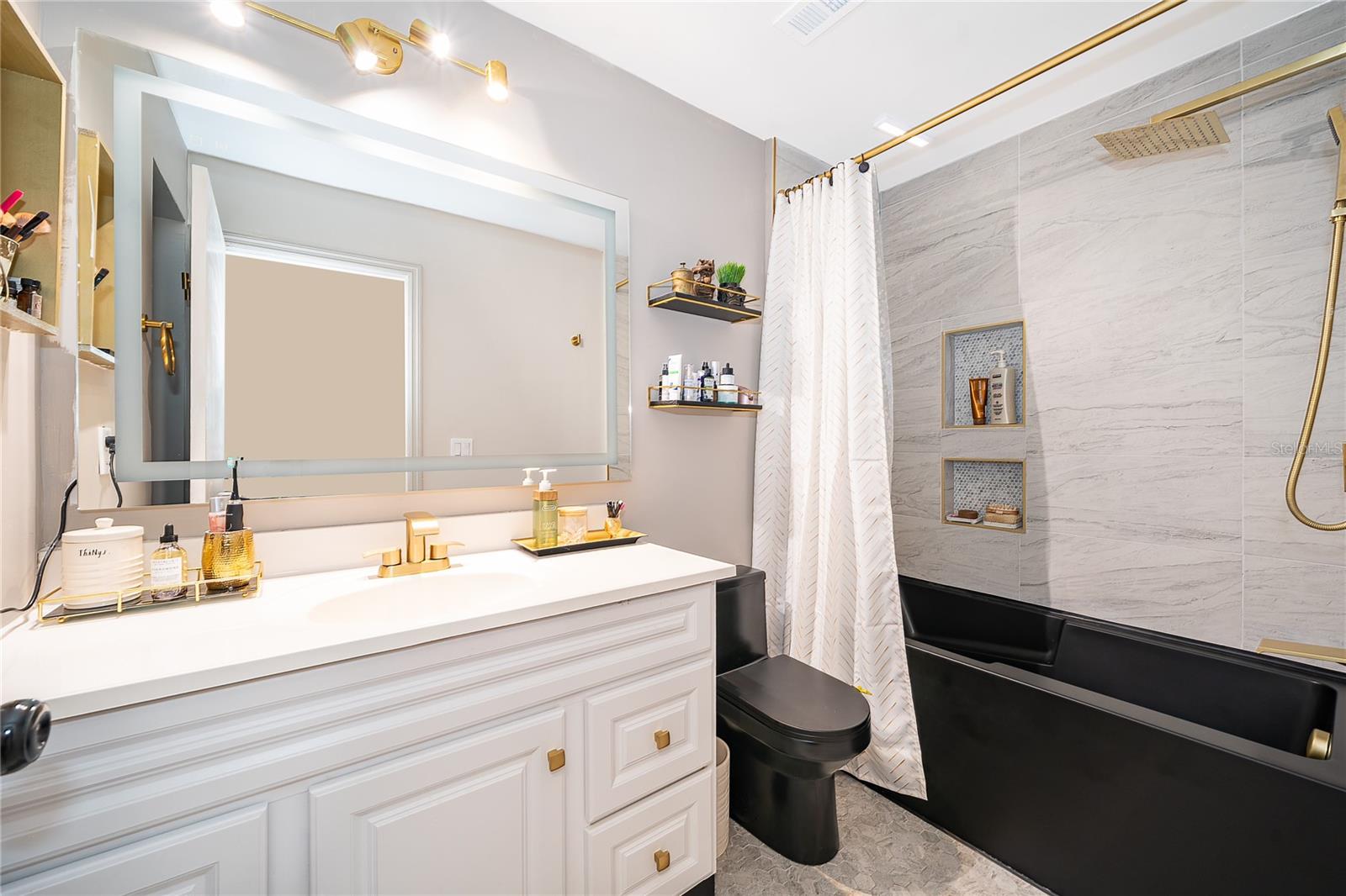 WATERFORD LNDG CONDO - Residential