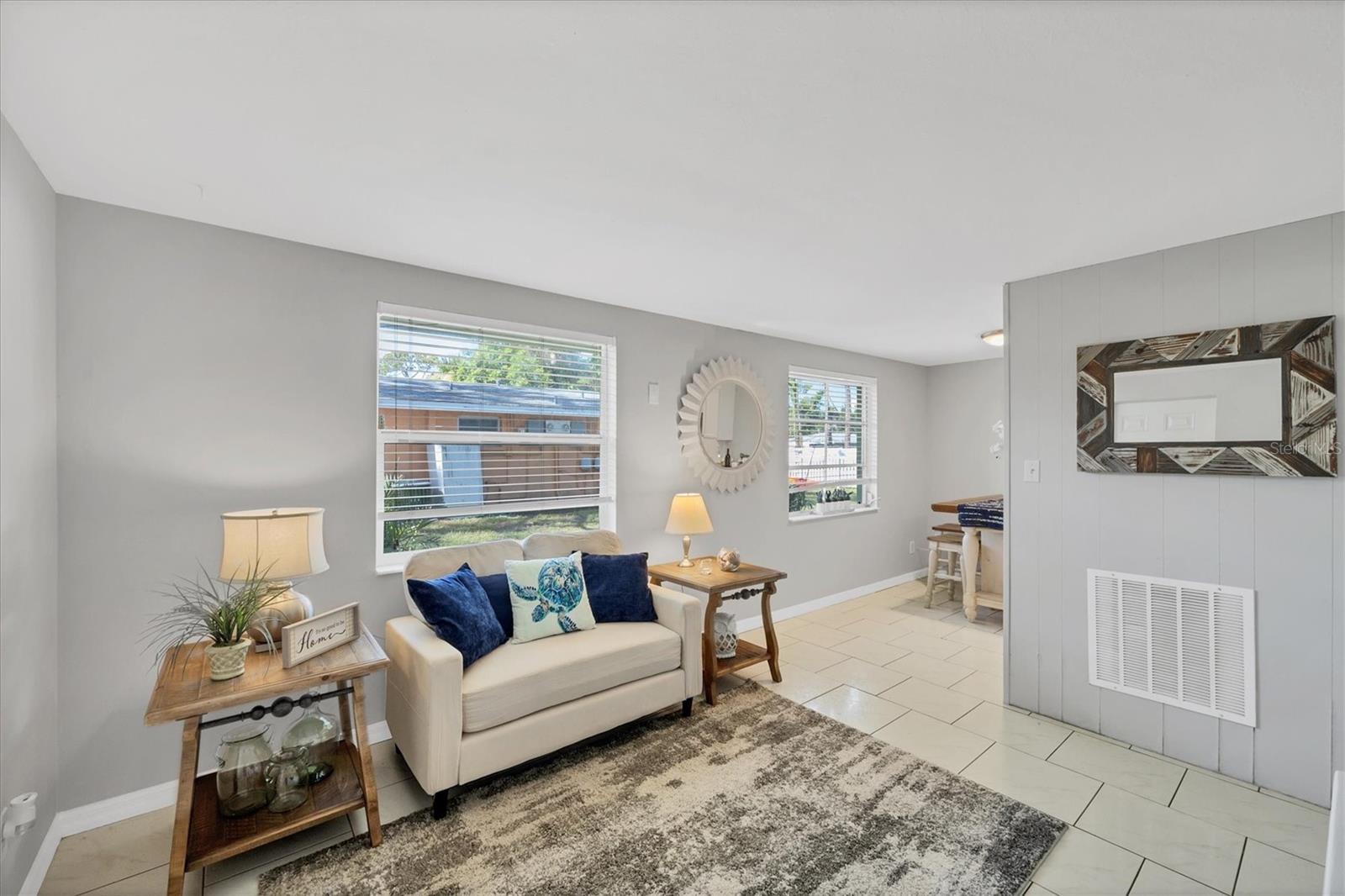 LAMPPS SUB OF LTS 81 & 82 - Residential Income