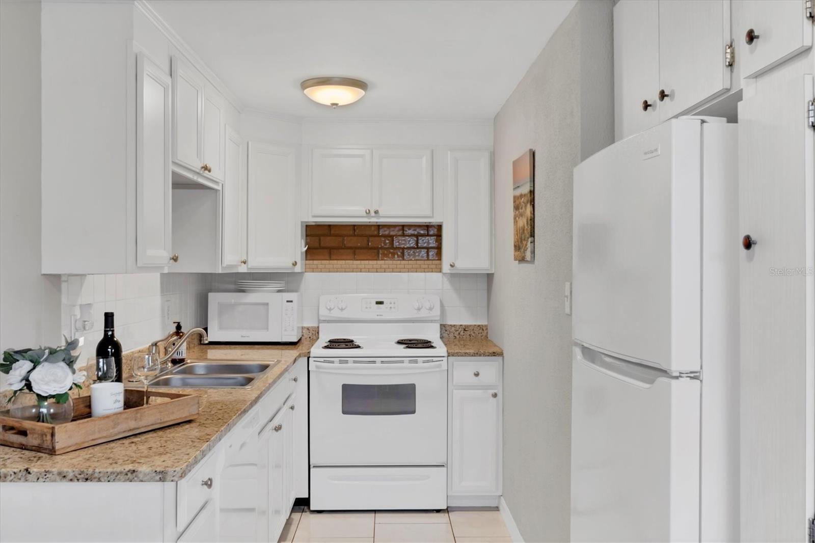 LAMPPS SUB OF LTS 81 & 82 - Residential Income