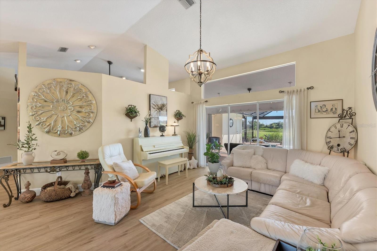 ROTONDA WEST PEBBLE BEACH - Residential