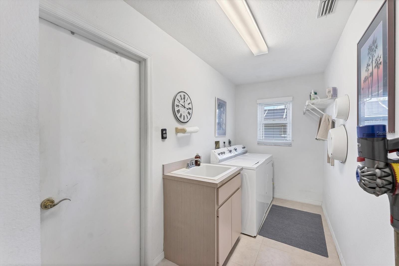 ROTONDA WEST PEBBLE BEACH - Residential