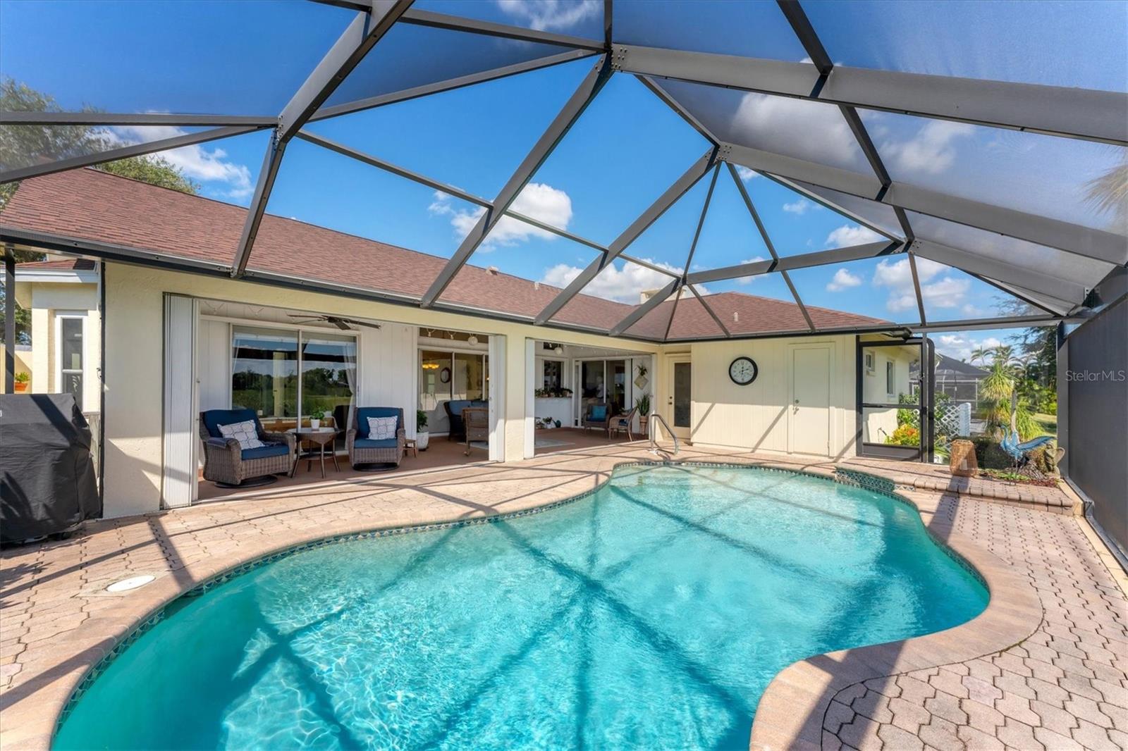 ROTONDA WEST PEBBLE BEACH - Residential