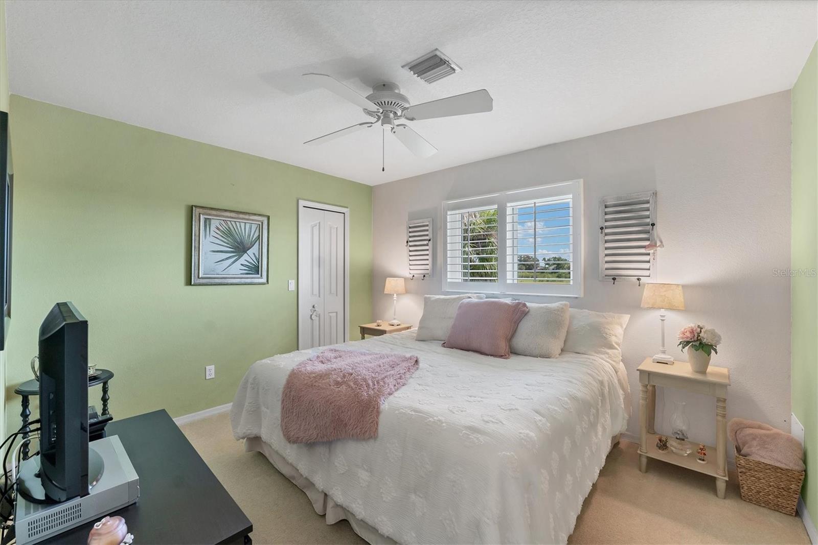 ROTONDA WEST PEBBLE BEACH - Residential