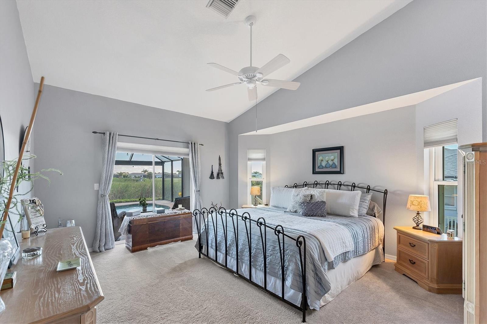 ROTONDA WEST PEBBLE BEACH - Residential