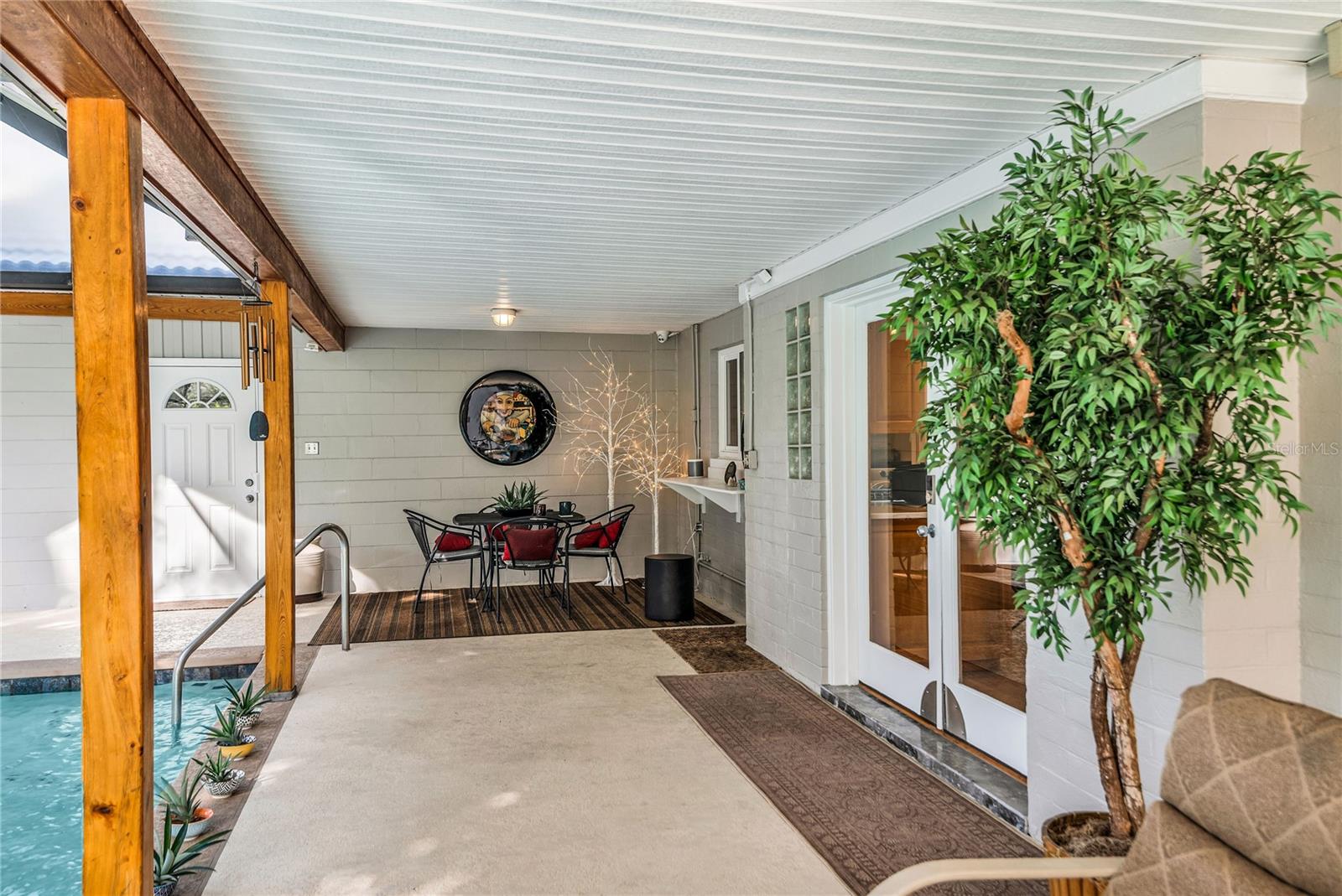 EDGEWATER ESTATES - Residential