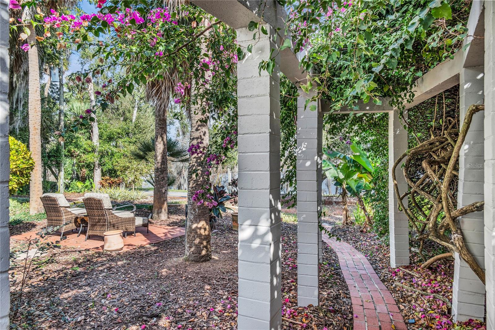 EDGEWATER ESTATES - Residential