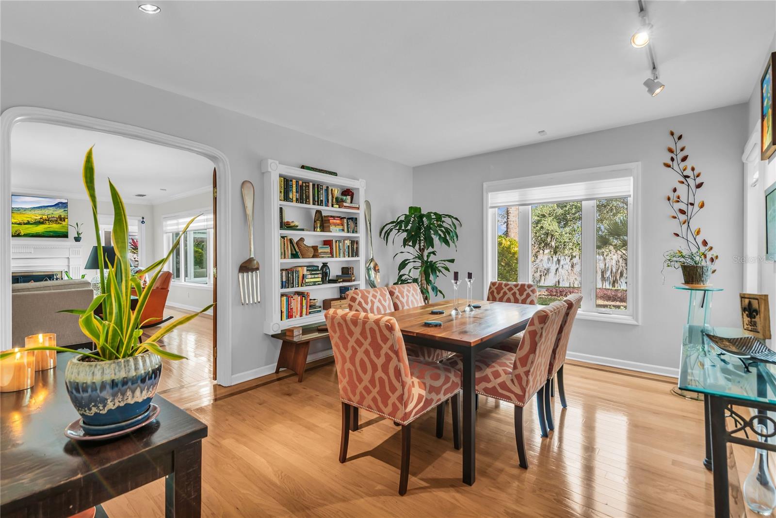 EDGEWATER ESTATES - Residential