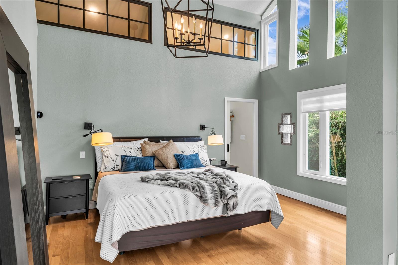 EDGEWATER ESTATES - Residential