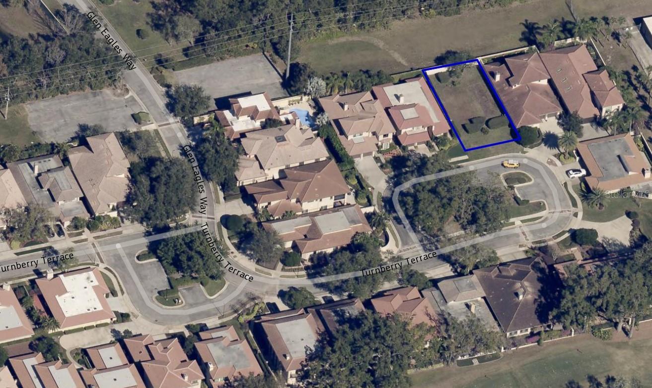 COUNTRY CLUB VILLAS - Land