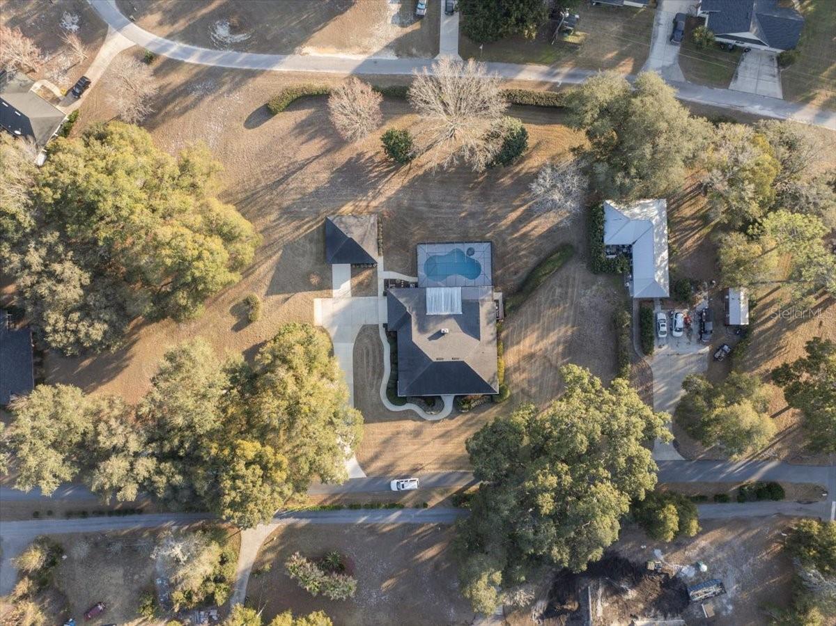 TWIN OAKS - Residential