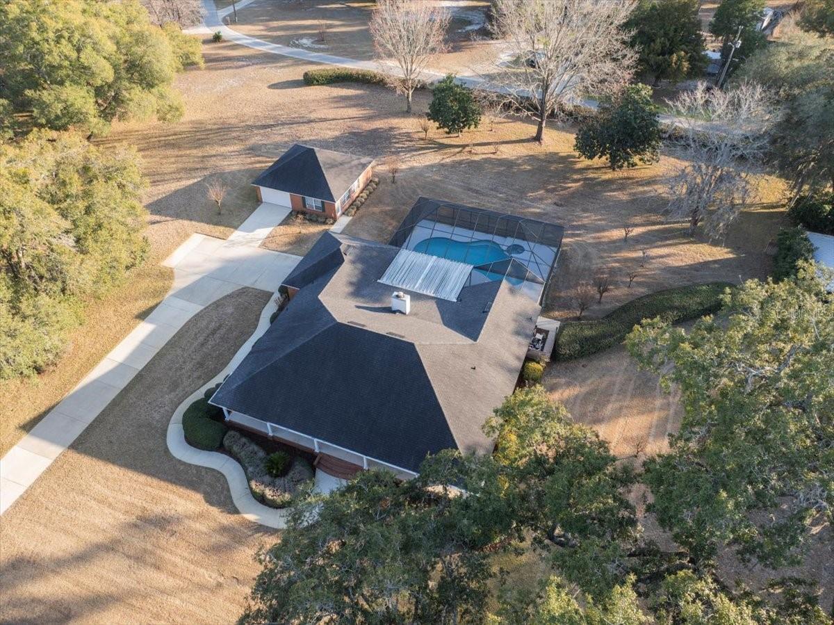 TWIN OAKS - Residential