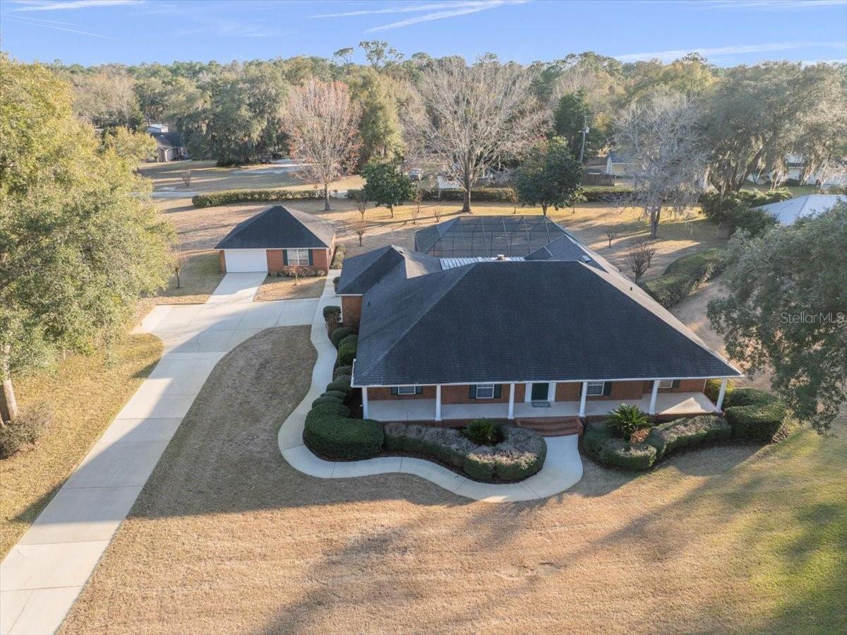 TWIN OAKS - Residential