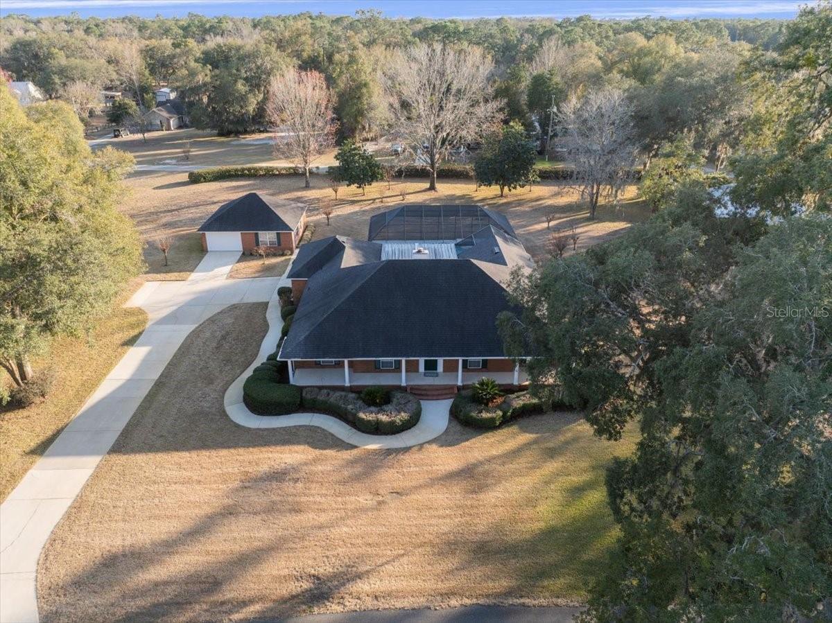 TWIN OAKS - Residential