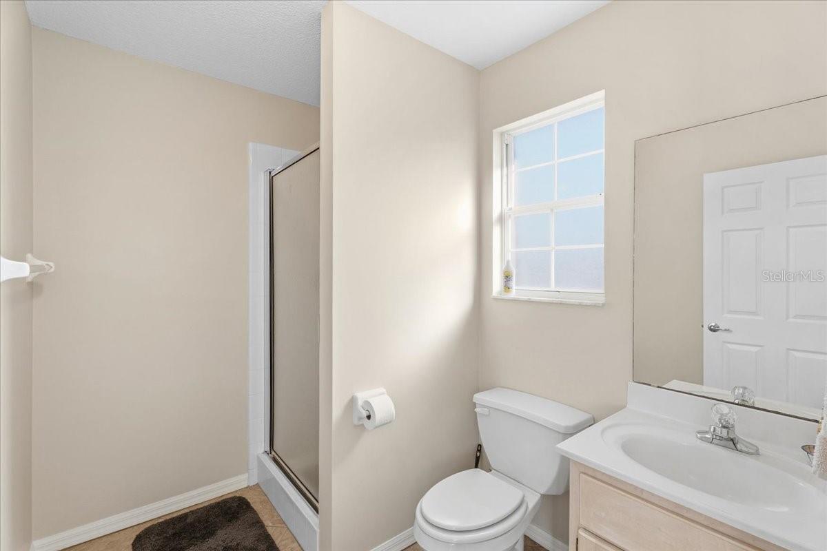 TWIN OAKS - Residential