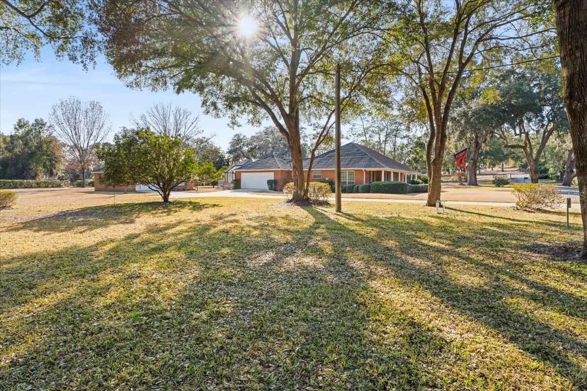 TWIN OAKS - Residential