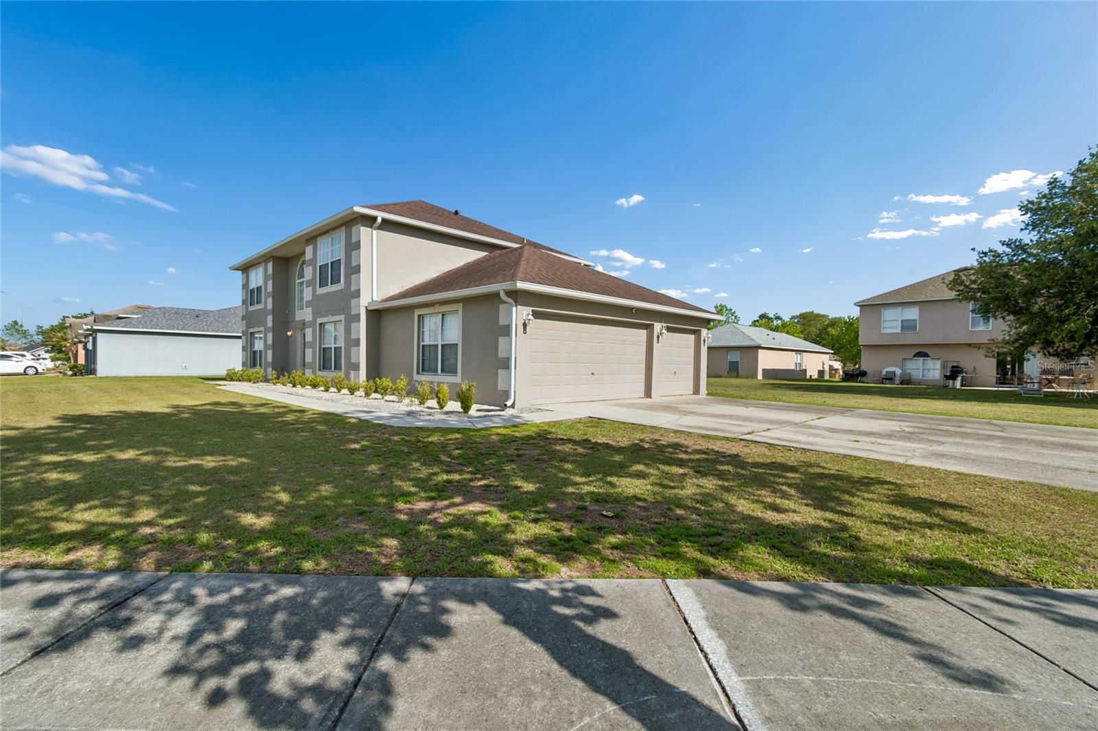 2789 WOODLAND CREEK LOOP