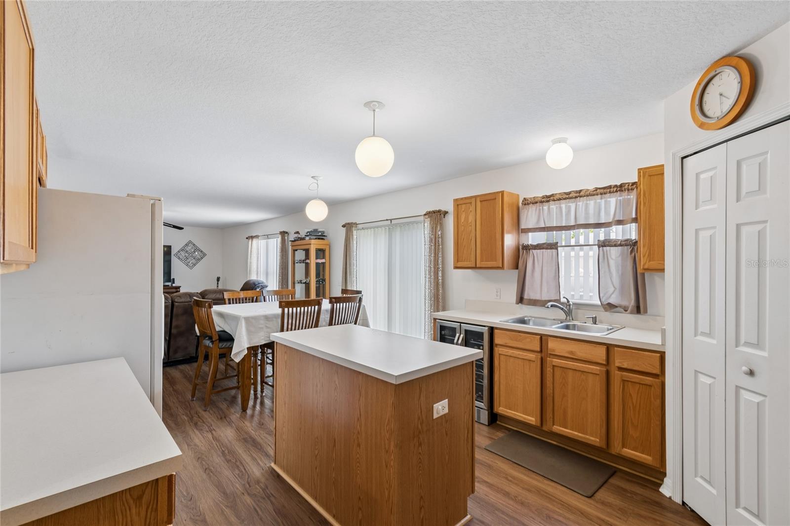 WOODLAND CREEK - Residential