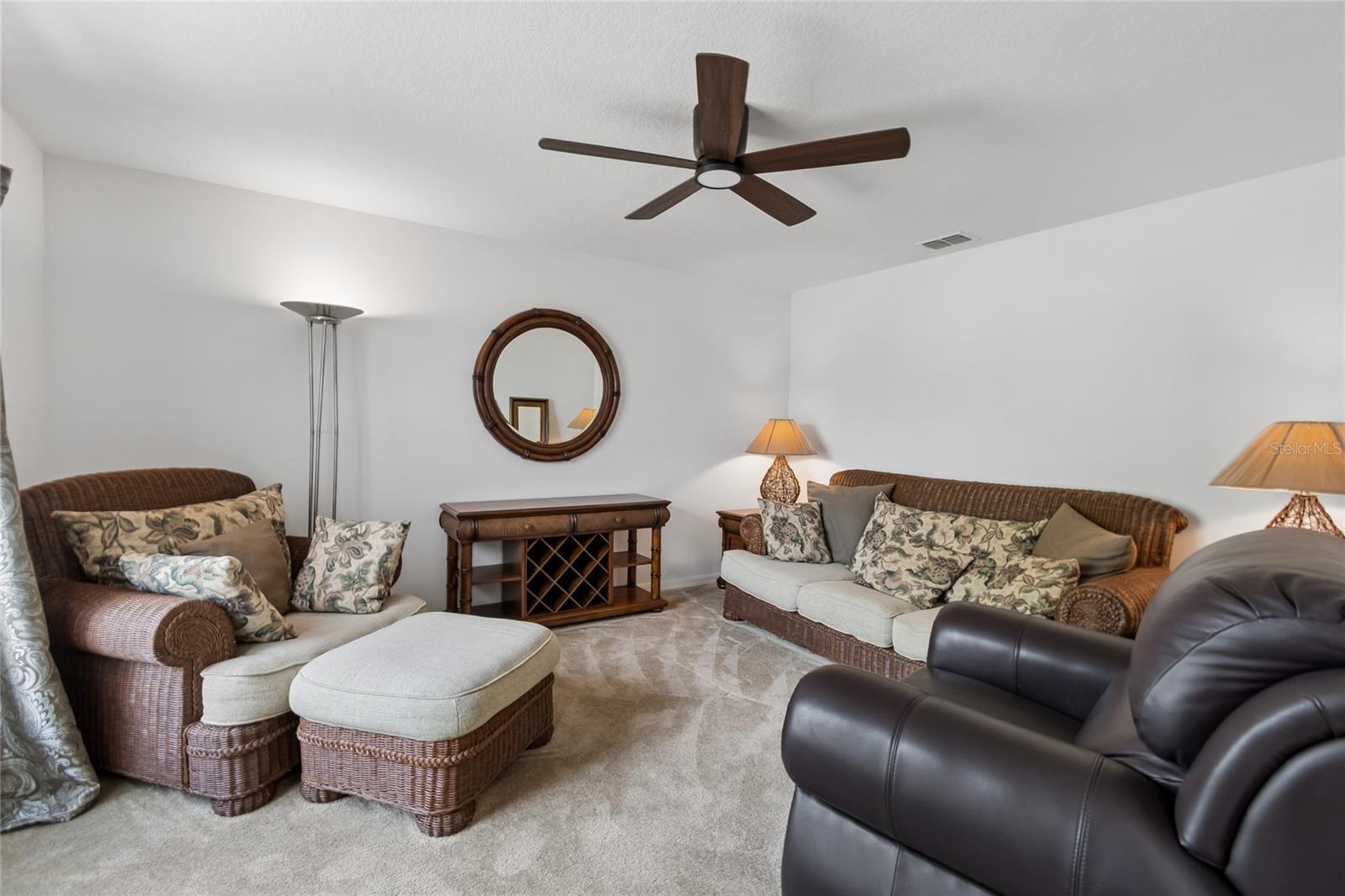 2789 WOODLAND CREEK LOOP