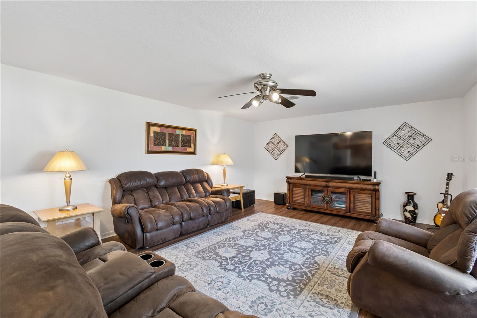 WOODLAND CREEK - Residential
