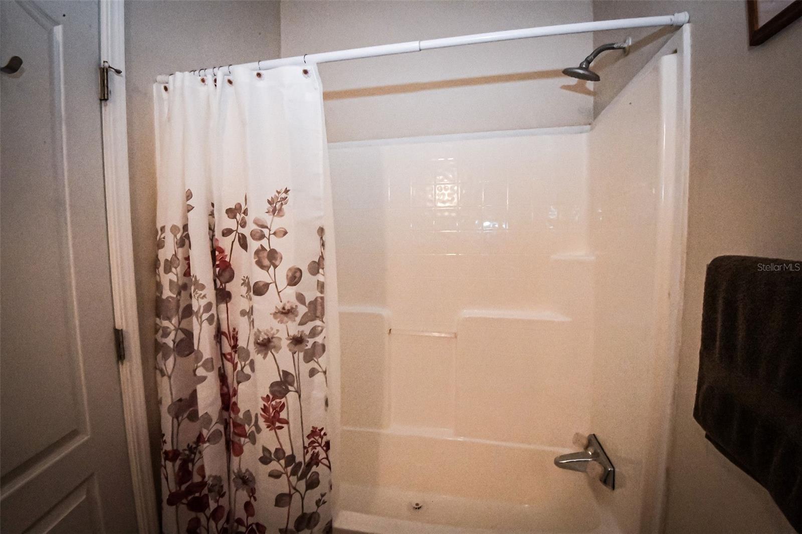 PLANTATION PINES II WHISPERING PINES SEC 2ND ADD - Residential