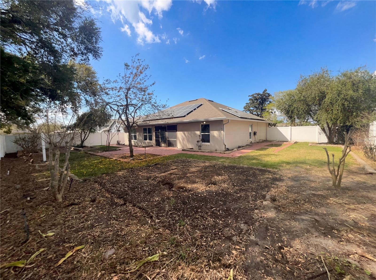 WINTER GARDEN TRLS 01-3 - Residential